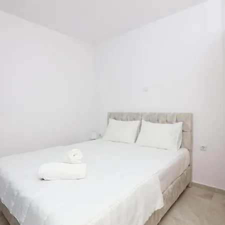 Vergias Sea View Apartment 1